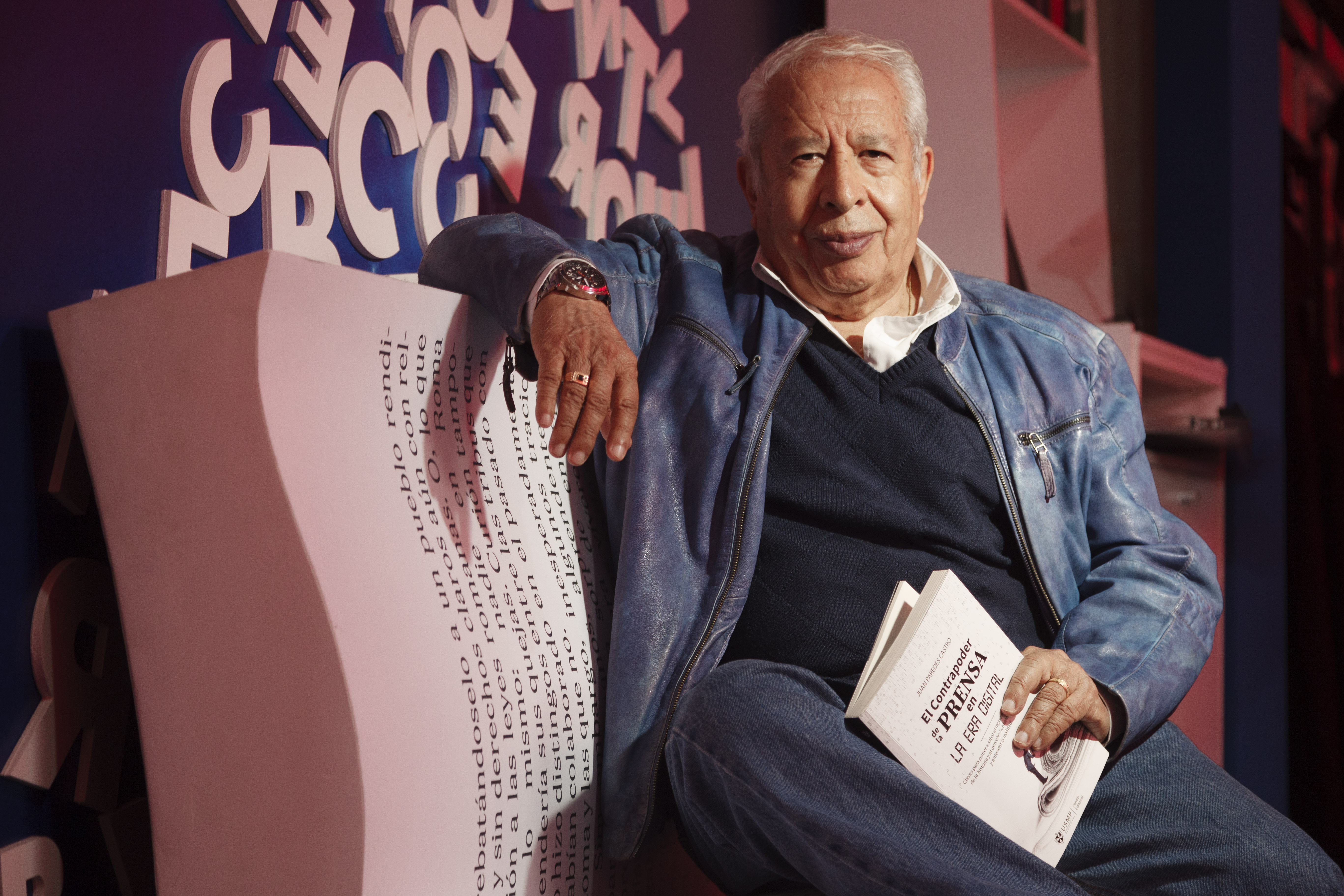 Juan Paredes Castro tiene 50 años de experiencia en el periodismo. (Foto: Martin Pauca).