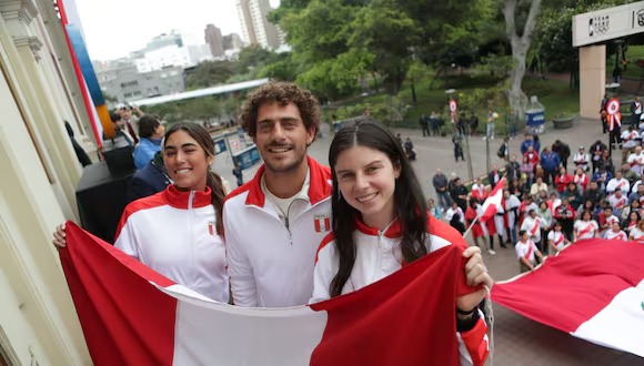 Los deportistas peruanos partieron hacia París para los Juegos Olímpicos. (Foto: Alessandro Currarino / GEC)